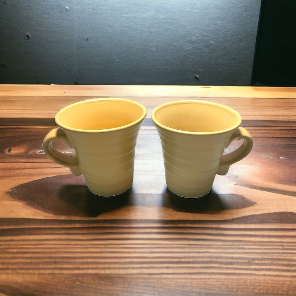 WCL Yellow Ceramic Coffee Mugs Set of 2 Retro Ribbed Stripe 4.5 Vintage 1970s VG